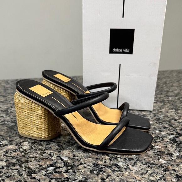 Dolce Vita Black Stella rattan wrapped Block Heel Sandals NWT 8.5 - Picture 1 of 13